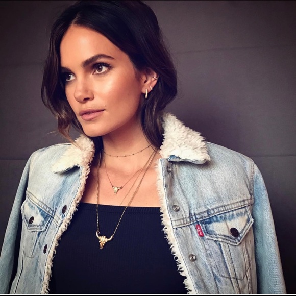 Levi’s Sherpa Trucker Jacket - Picture 2 of 2